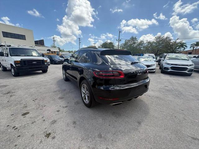 2017 Porsche Macan Base