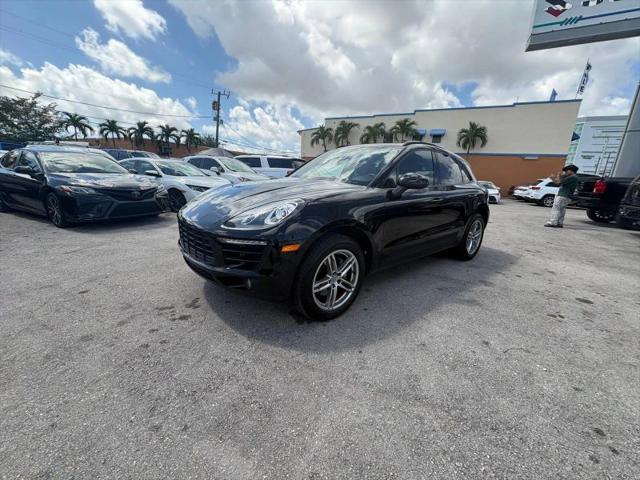 2017 Porsche Macan Base