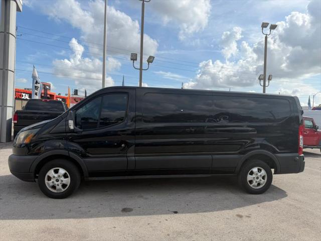 2017 Ford Transit w/Sliding Side Door w/LWB