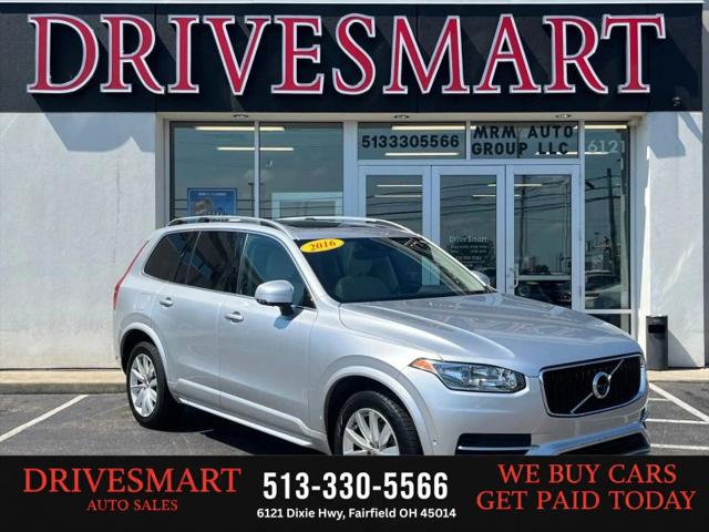 2016 Volvo XC90 T6 Momentum