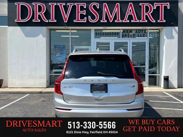 2016 Volvo XC90 T6 Momentum