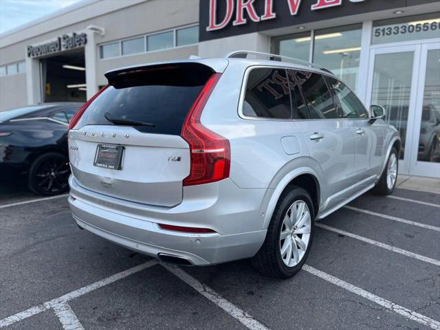 2016 Volvo XC90 T6 Momentum
