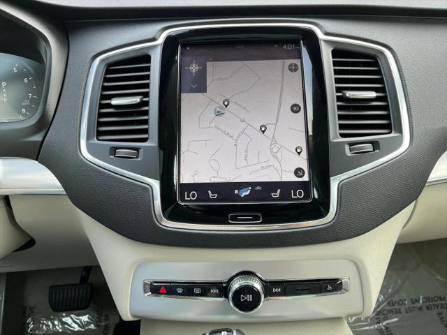 2016 Volvo XC90 T6 Momentum