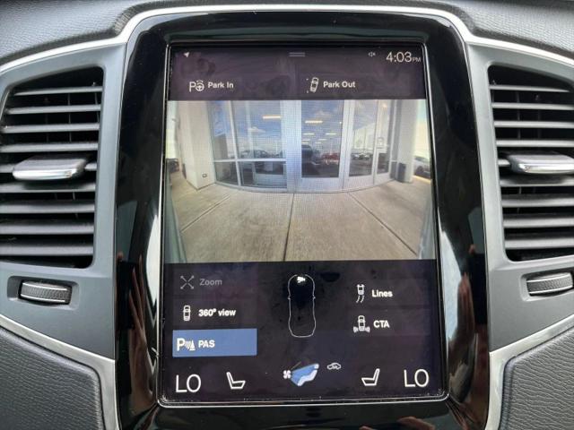 2016 Volvo XC90 T6 Momentum