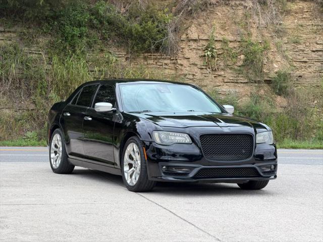 2017 Chrysler 300 Platinum for sale in Woodbury, TN