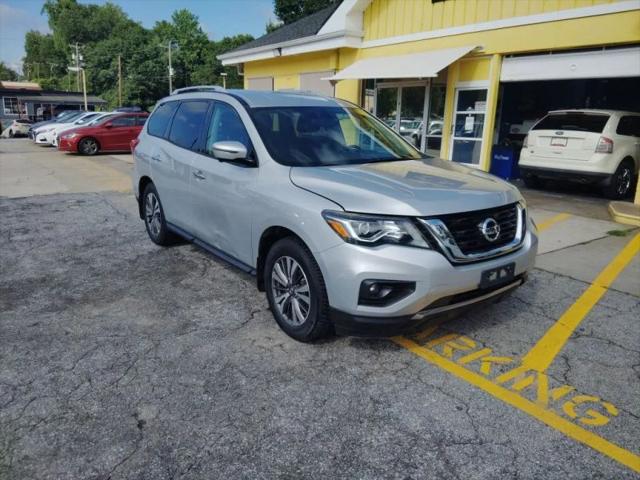 2017 Nissan Pathfinder SL for sale in Greenville, SC