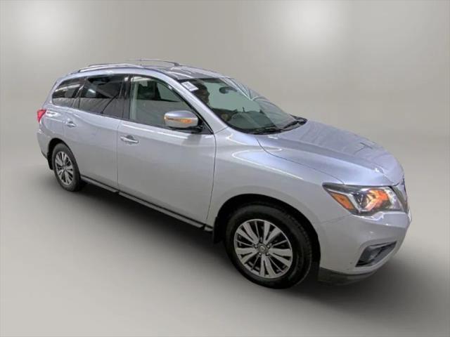 2018 Nissan Pathfinder SL for sale in Philadelphia, PA