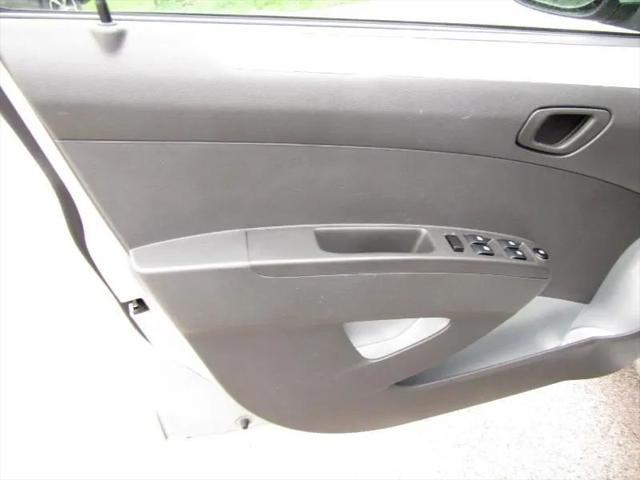 2014 Chevrolet Spark LS Auto