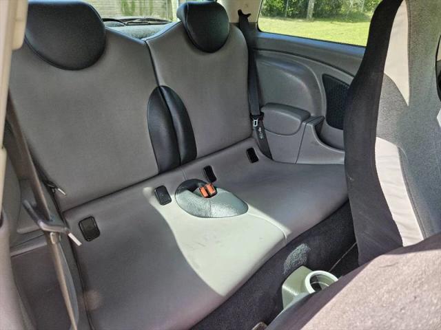 2006 MINI Cooper Base