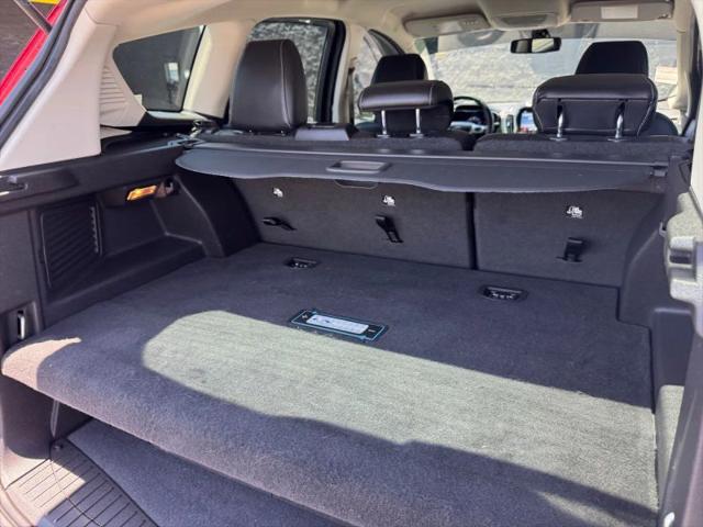 2017 Ford C-Max Energi Titanium