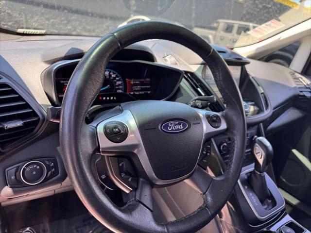 2017 Ford C-Max Energi Titanium