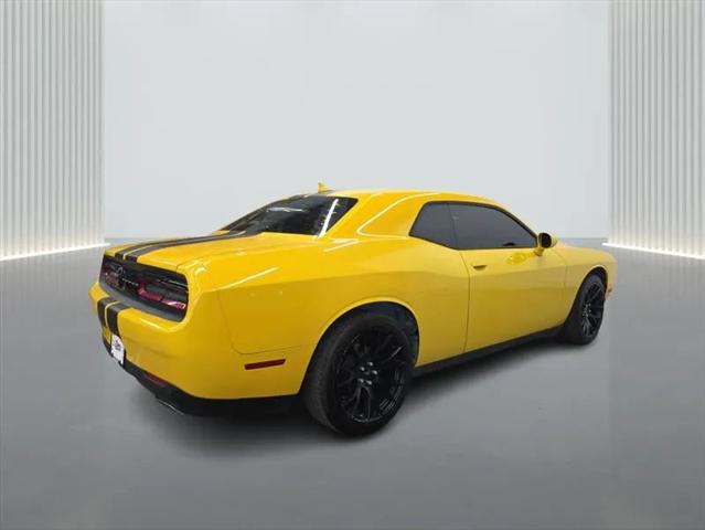 2017 Dodge Challenger SXT
