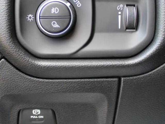 2026 Ram 1500 Warlock Crew Cab 4x4 57 Box
