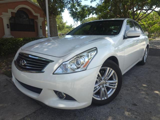 2015 INFINITI Q40 Base for sale in Miami, FL