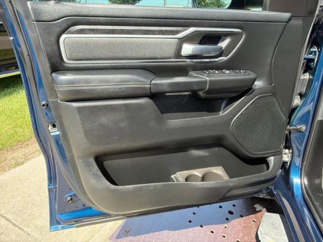 2020 Ram 1500 Big Horn Crew Cab 4x4 5'7" Box