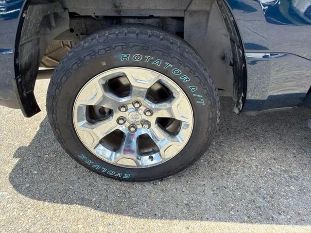 2020 Ram 1500 Big Horn Crew Cab 4x4 5'7" Box