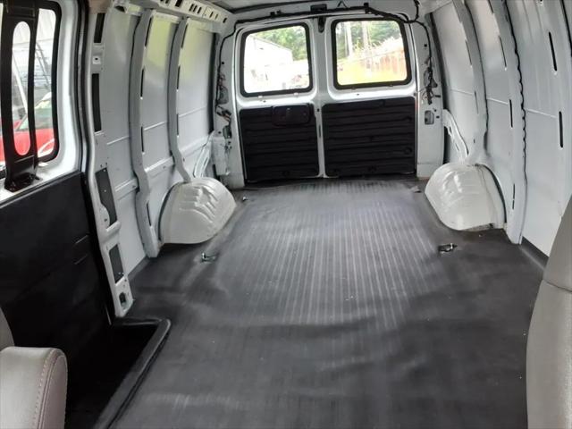 2021 GMC Savana Cargo RWD 2500 Extended Wheelbase Work Van