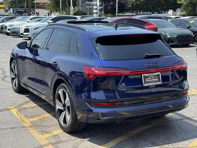 2022 Audi e-tron Premium Plus quattro