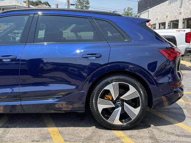 2022 Audi e-tron Premium Plus quattro