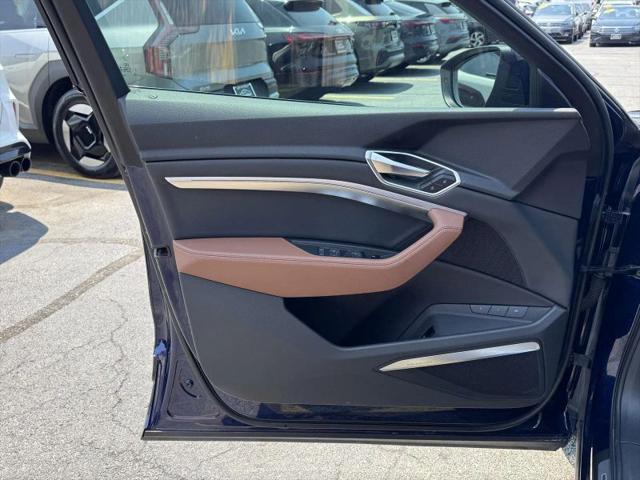 2022 Audi e-tron Premium Plus quattro