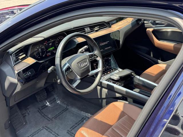 2022 Audi e-tron Premium Plus quattro