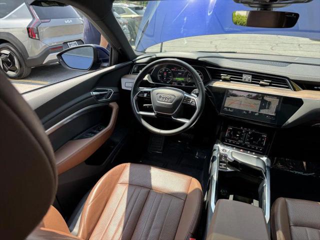 2022 Audi e-tron Premium Plus quattro