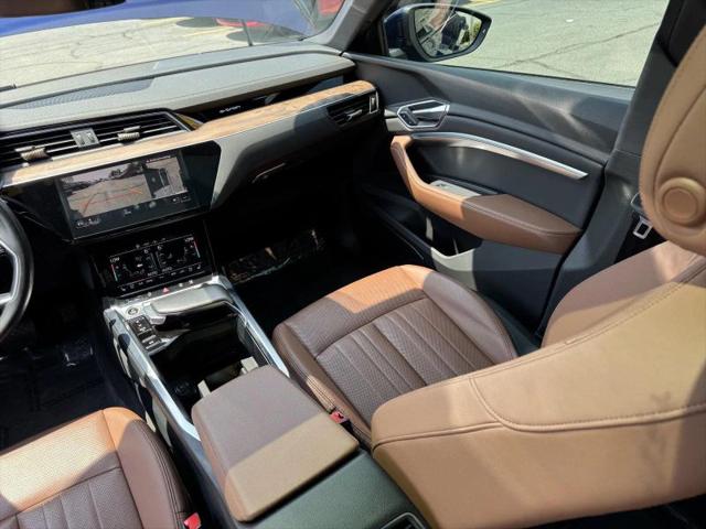 2022 Audi e-tron Premium Plus quattro
