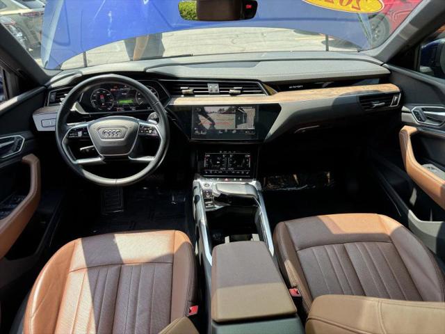 2022 Audi e-tron Premium Plus quattro