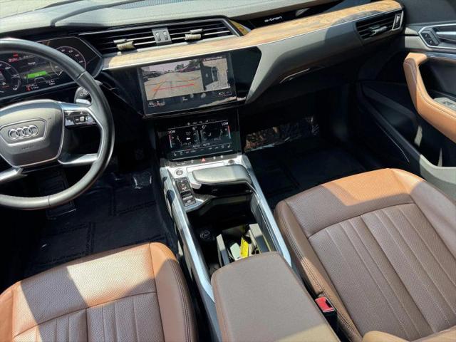 2022 Audi e-tron Premium Plus quattro