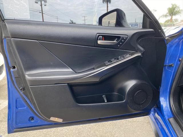 2023 Lexus IS 300 300