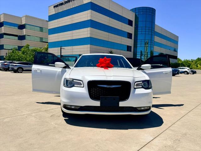 2016 Chrysler 300 300S