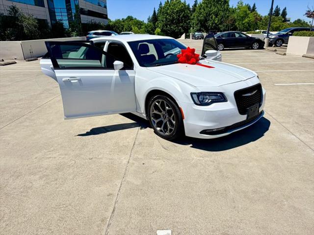 2016 Chrysler 300 300S