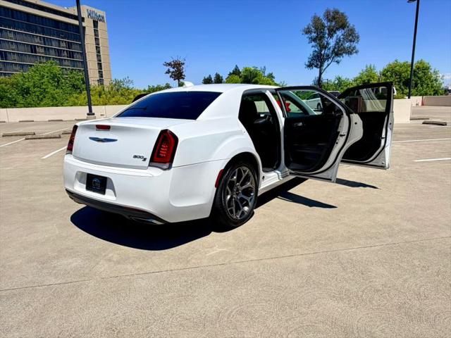 2016 Chrysler 300 300S