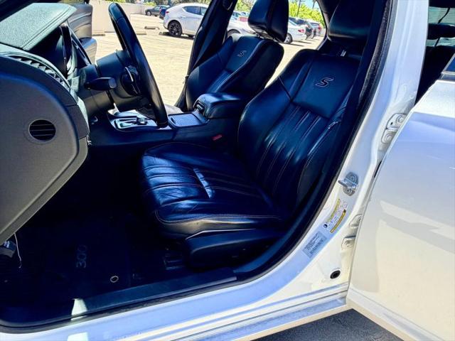 2016 Chrysler 300 300S