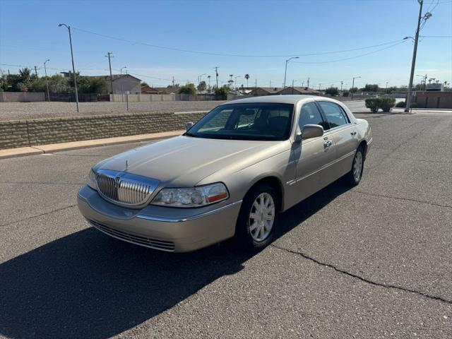 2009 Lincoln Town Car Signature Limited for sale in Phoenix, AZ