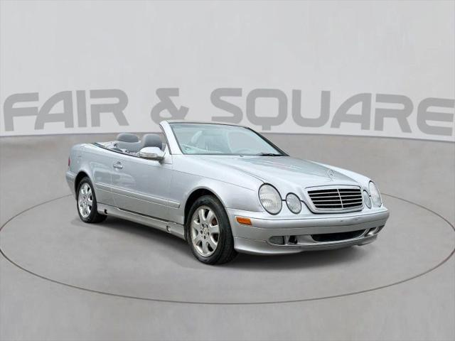 2001 Mercedes-Benz CLK-CLASS CLK 320 for sale in Islip Terrace, NY