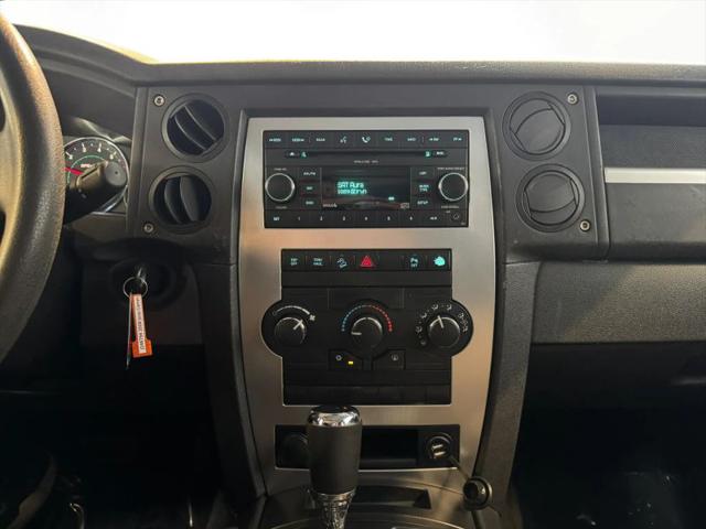 2008 Jeep Commander Sport