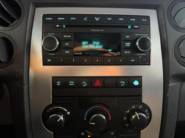 2008 Jeep Commander Sport