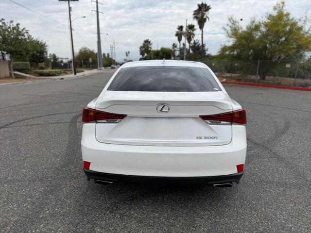 2017 Lexus IS 200t 200t