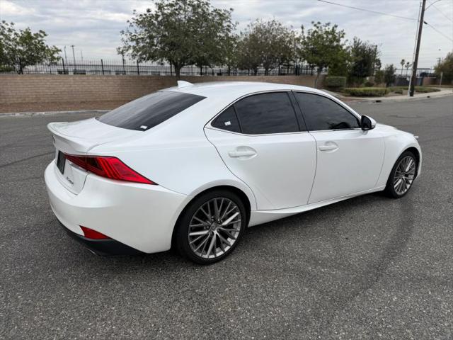 2017 Lexus IS 200t 200t