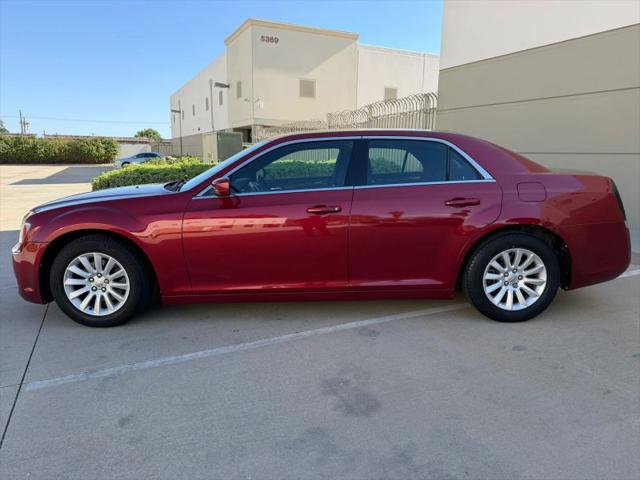 2012 Chrysler 300 300