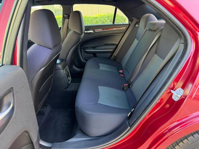 2012 Chrysler 300 300