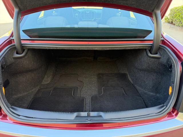 2012 Chrysler 300 300