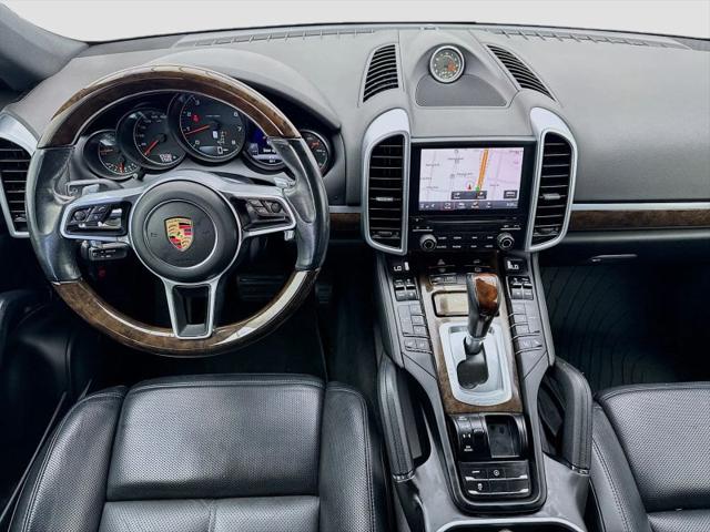 2017 Porsche Cayenne Platinum Edition
