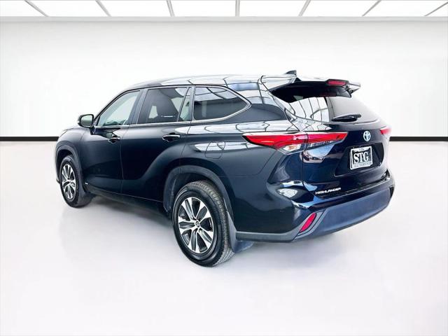 2023 Toyota Highlander Hybrid XLE