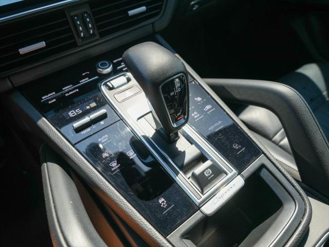 2021 Porsche Cayenne Base