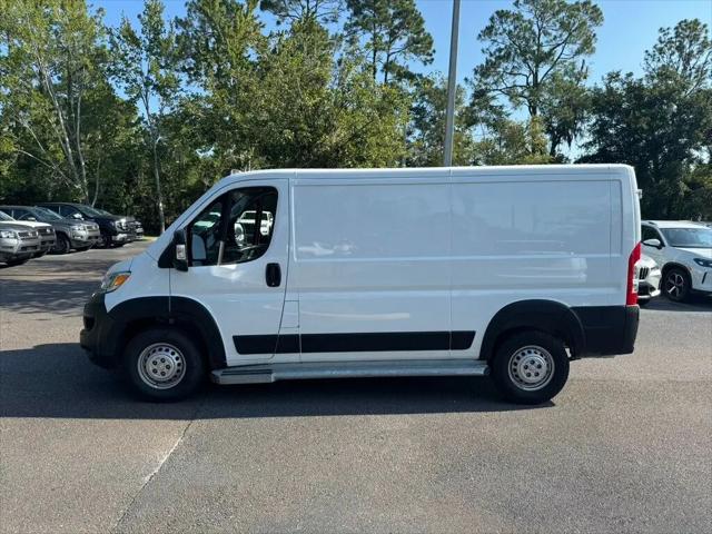 2025 Ram ProMaster 2500 Cargo Van Tradesman Low Roof 136 WB w/Pass Seat