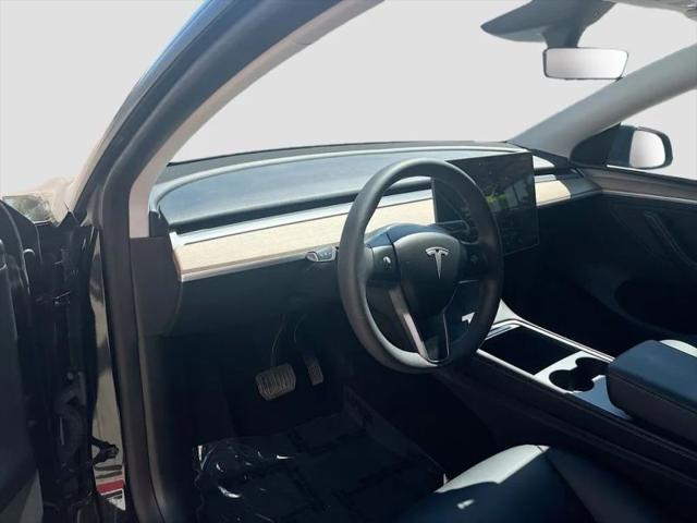 2024 Tesla Model Y Long Range Dual Motor All-Wheel Drive