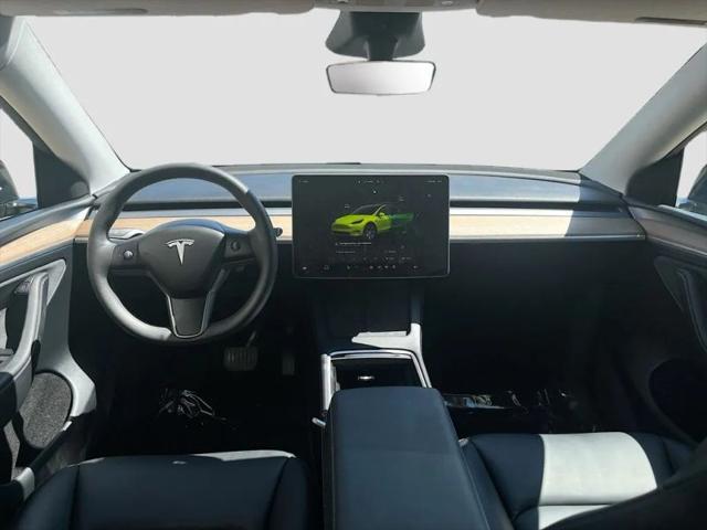 2024 Tesla Model Y Long Range Dual Motor All-Wheel Drive