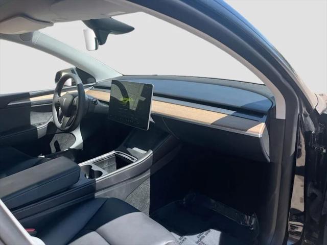 2024 Tesla Model Y Long Range Dual Motor All-Wheel Drive